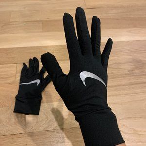 Nike running gloves black Women Small, reflective marking, tech touch screen tip